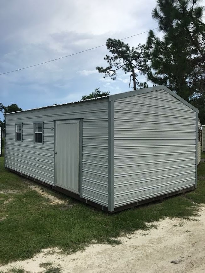 Handi House 10 x 24 – Work Bench — Handi-House building