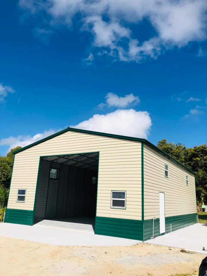 Garages and Carports: 24x31x13 Utility Garage — Handi-House building