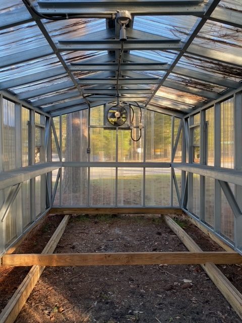 Handi-House 10×16 Greenhouse — image from the original listing